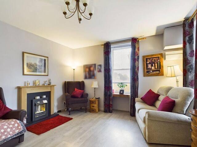 Apartment for sale in West Linton, Scotland