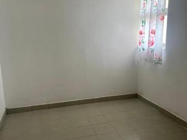Apartment for sale in Malaka