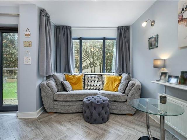 Apartment for sale in Bluebell, Dublin