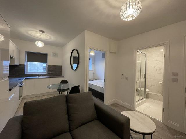 Apartment to rent in Bluebell, North Tipperary