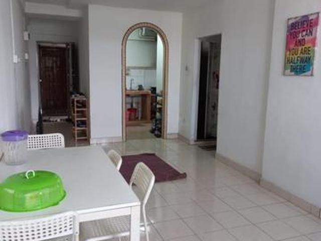 Flat for sale in Petaling, Damansara Damai