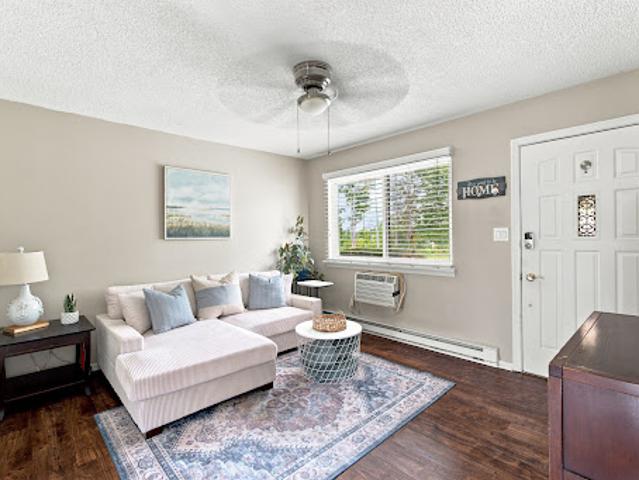 Apartment for sale in Bristol, Connecticut