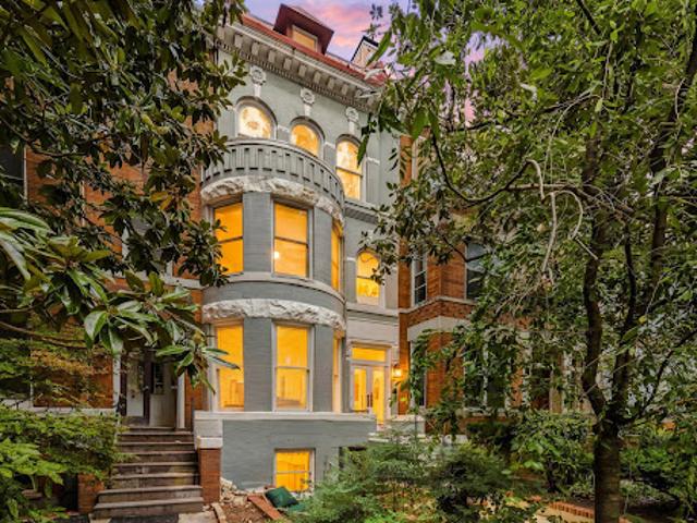 Apartment for sale in Washington, Washington DC