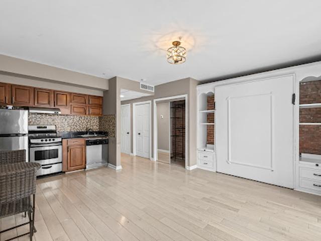 Apartment for sale in Gibsonton, Maryland