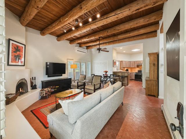 Apartment for sale in Santa Fe, New Mexico