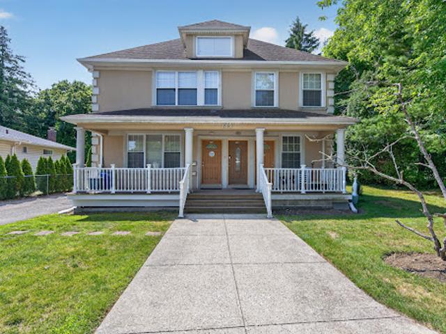 Apartment for sale in Nassau, New York