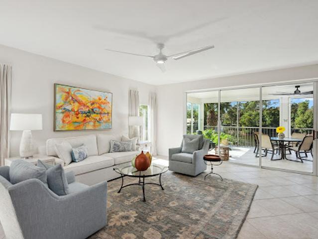 Apartment for sale in Naples, Florida