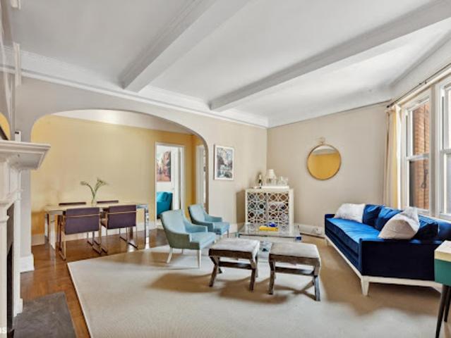 Apartment for sale in New York, Arverne