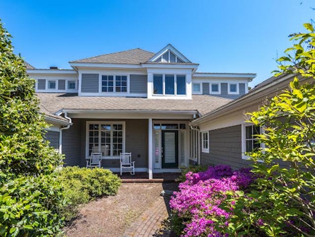 Apartment for sale in Mashpee