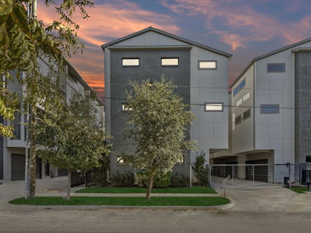 Apartment for sale in Dallas, Texas