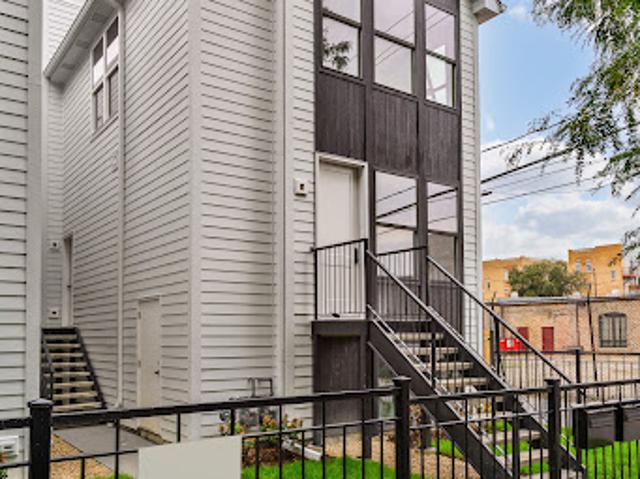 Apartment for sale in Chicago Park, Illinois