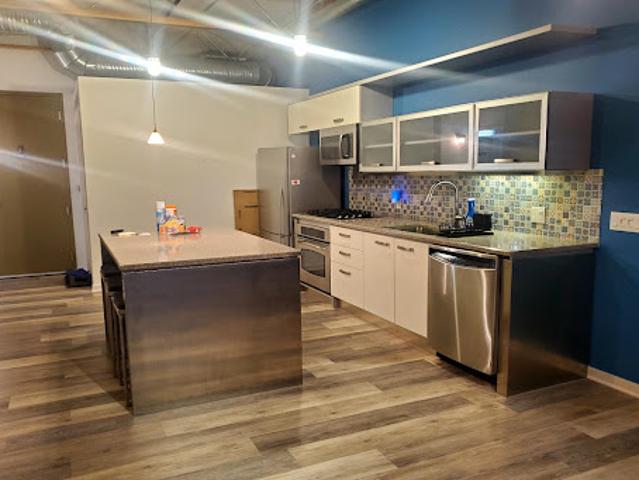 Apartment for sale in Royal Oak, Michigan