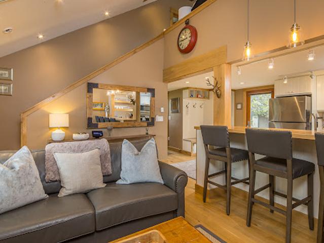 Apartment for sale in Big Sky, Montana