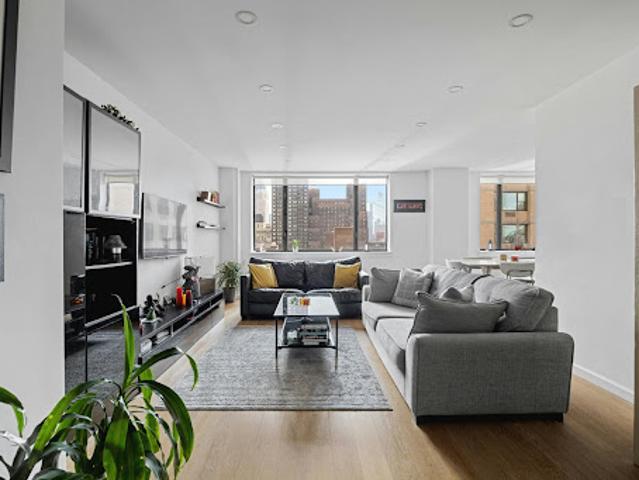 Apartment for sale in Arverne, New York
