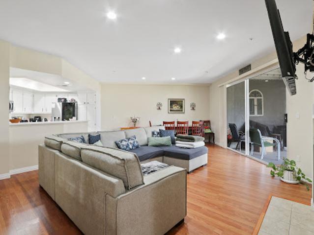 Apartment for sale in Garden Grove, California