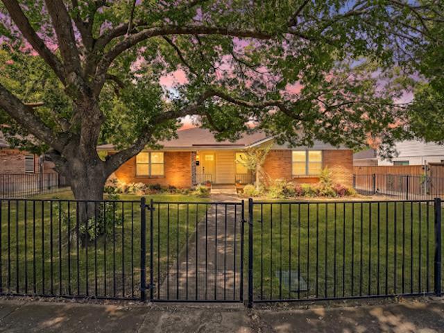 Apartment for sale in Dallas, Texas