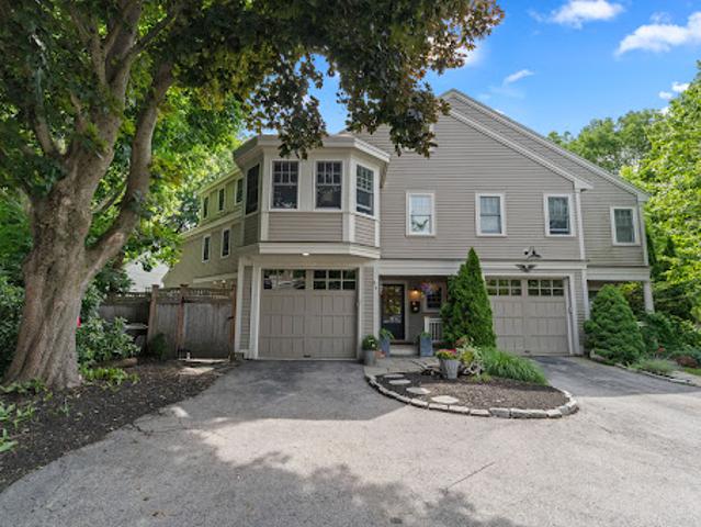 Apartment for sale in Massachusetts
