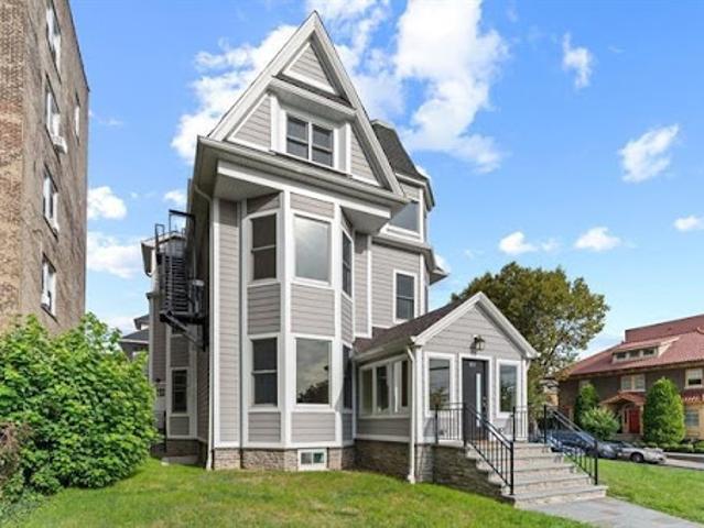 Apartment for sale in Hudson, New Jersey