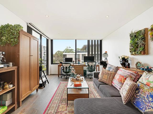 Apartment for rent in Lower North Shore, Sydney