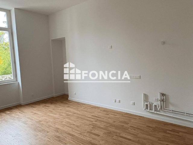 Appartement location à Les Quatre Poteaux, Bourg-en-Bresse