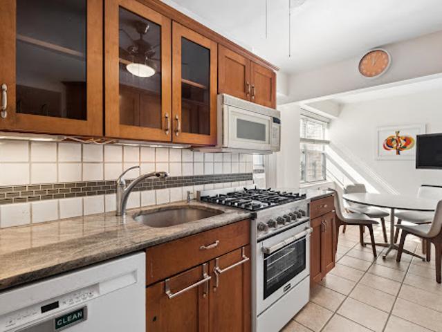 Apartment for sale in Village of Scarsdale, Westchester County