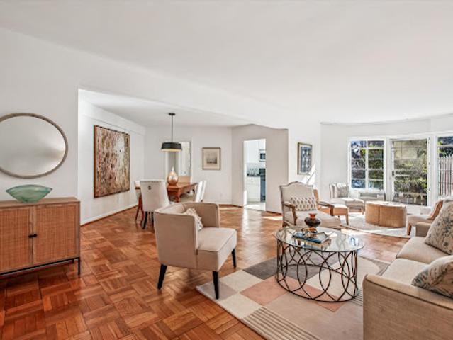 Apartment for sale in Washington, Washington DC