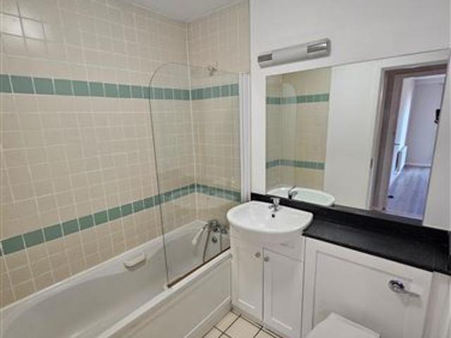 Apartment for sale in Bluebell, Dublin