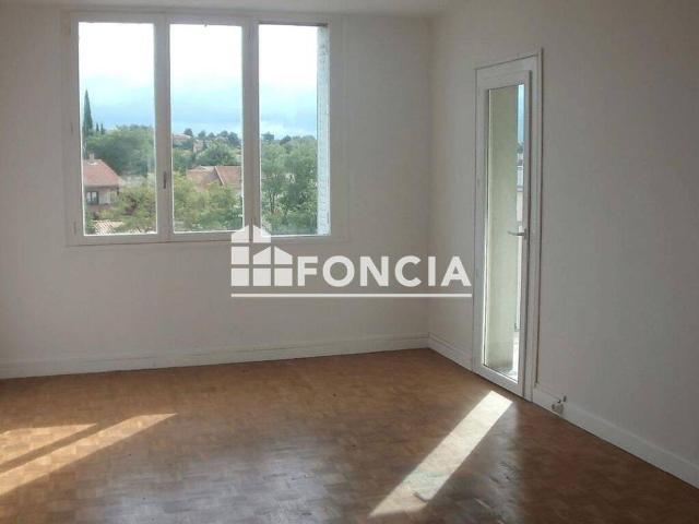 Appartement location à Les Chirouzes-Est, Bourg-lès-Valence