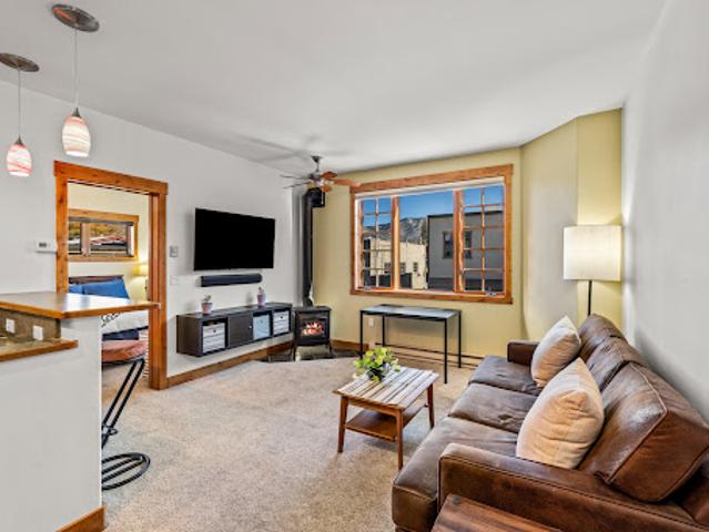 Apartment for sale in Steamboat Springs, Colorado