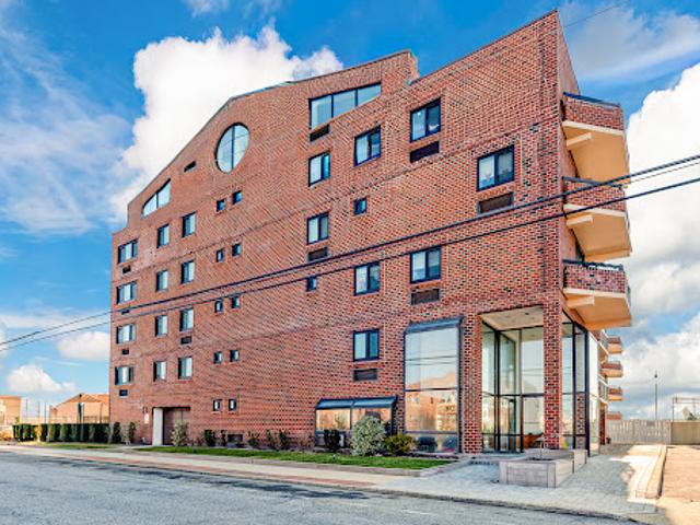 Apartment for sale in Nassau, New York