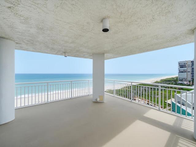 Apartment for sale in Indialantic, Florida