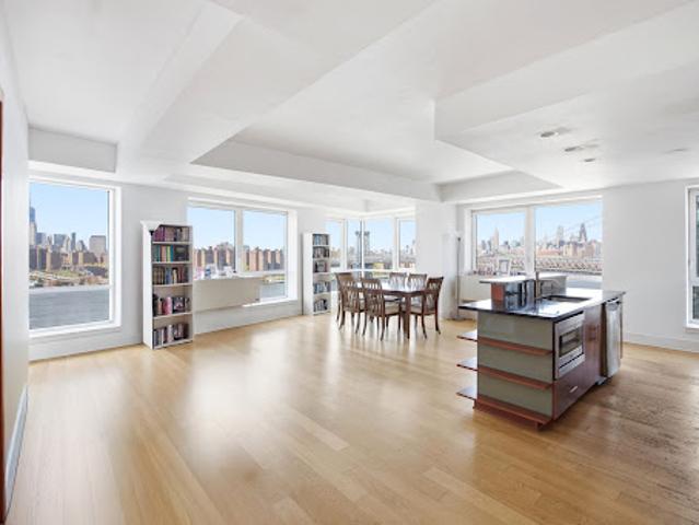Apartment for sale in Arverne, New York