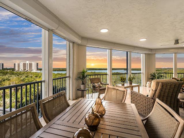 Apartment for sale in Naples, Florida