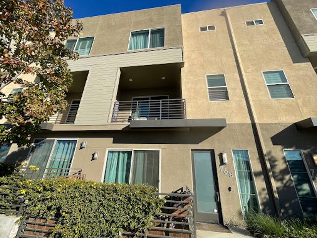 Apartment for sale in Upland, California