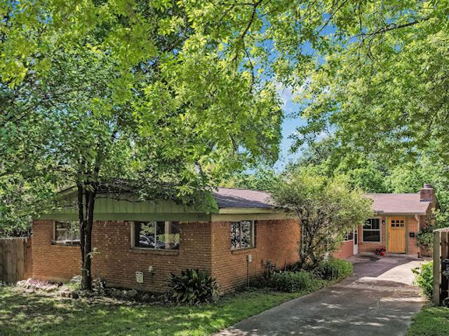 Apartment for sale in Austin Apartment for sale in Austin