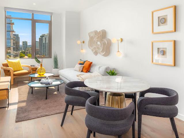 Apartment for sale in Bellevue, Washington