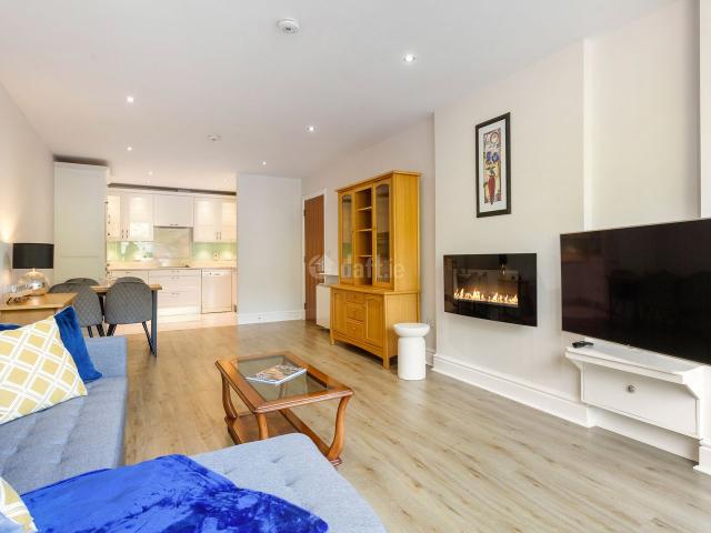 Apartment to rent in Bray