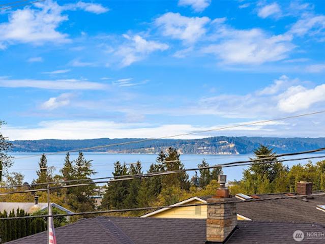 Apartment for sale in Edmonds, Snohomish County