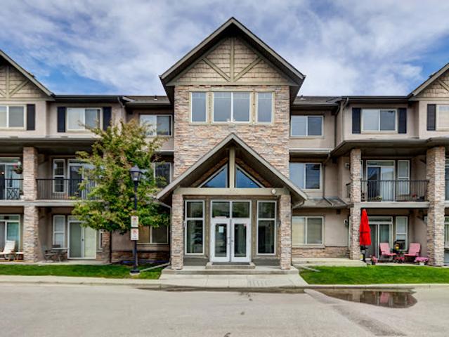 Apartment for sale in Northwest, Alberta