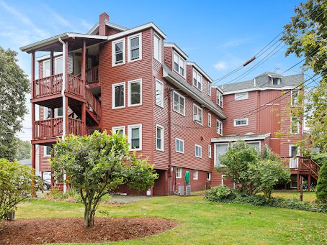Apartment for sale in Chelmsford, Massachusetts