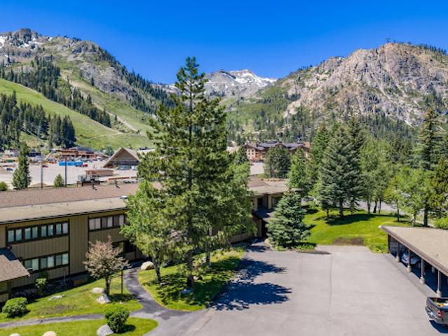 Apartment for sale in Olympic Valley, California