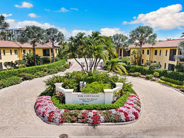 Apartment for sale in Naples, Florida