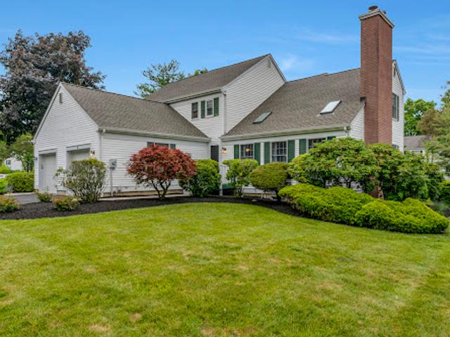 Apartment for sale in Basking Ridge, New Jersey