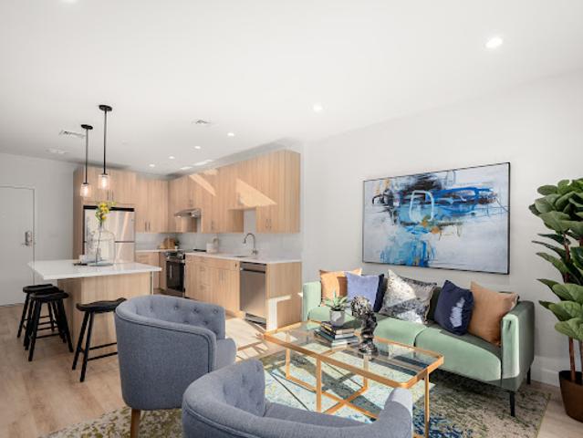 Apartment for sale in Auburndale, Massachusetts