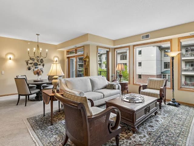 Apartment for sale in Hennepin, Minnesota