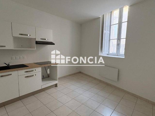 Appartement location à Roquemaure, Gard