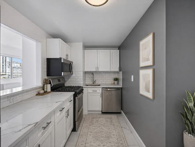 Apartment for sale in Arverne, New York