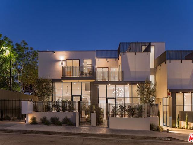Apartment for sale in West Hollywood, California