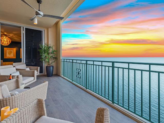 Apartment for sale in Marco Island, Florida