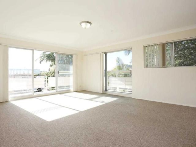 Apartment for rent in Toombul, Queensland